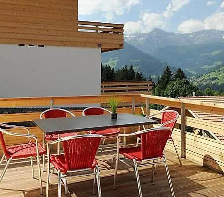Hoehe 3 Apartment